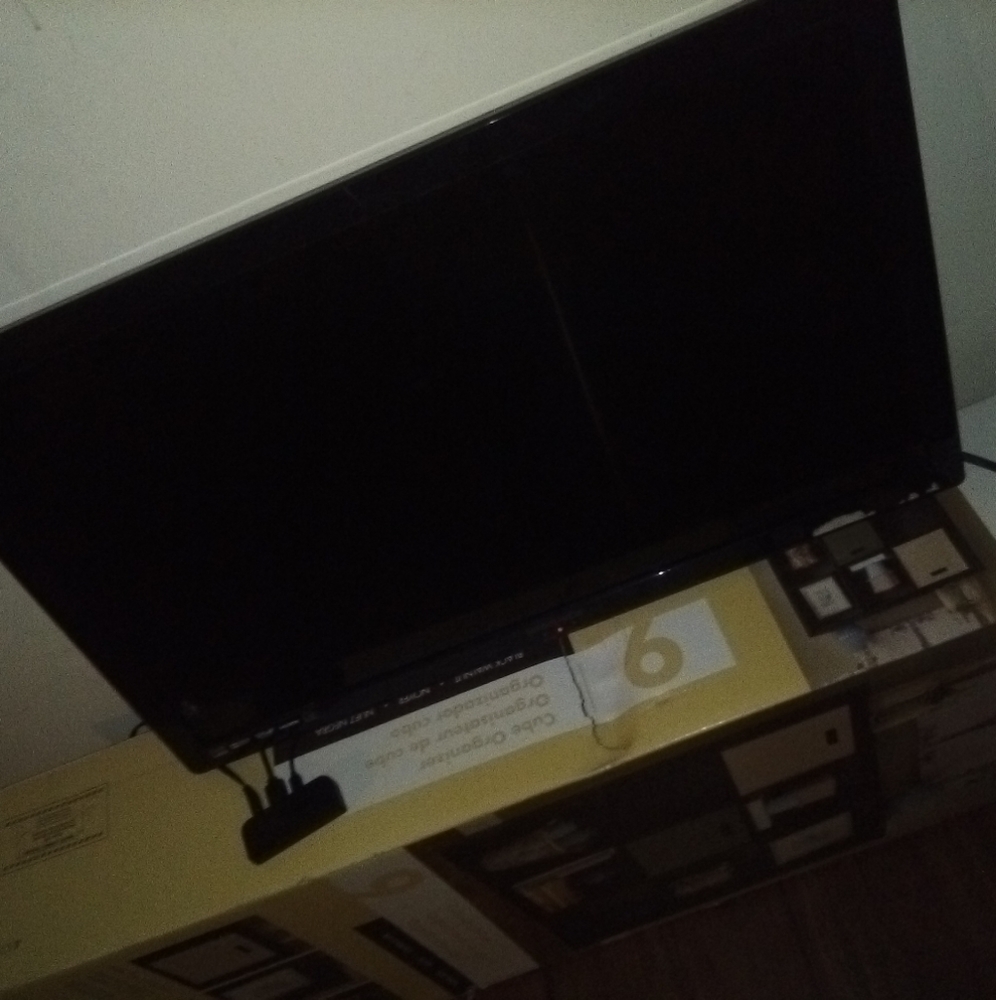32' Brand New Magnavox